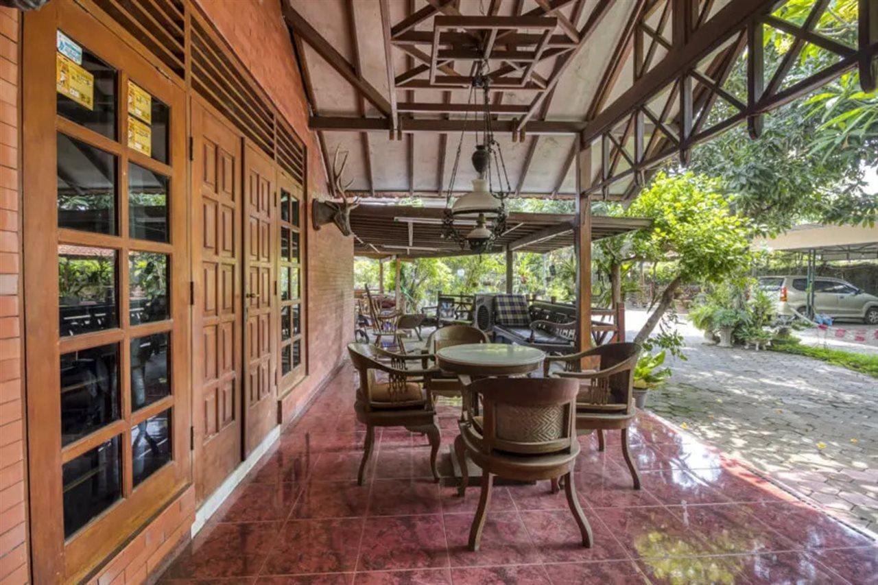 Reddoorz Hostel Near Adisucipto Airport Yogyakarta Kalasan Exterior photo